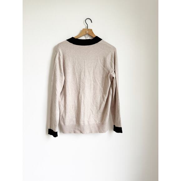 Ann Taylor NWOT Ivory and Black Boyfriend Cardigan Medium Gold Button Detail - Picture 3 of 4